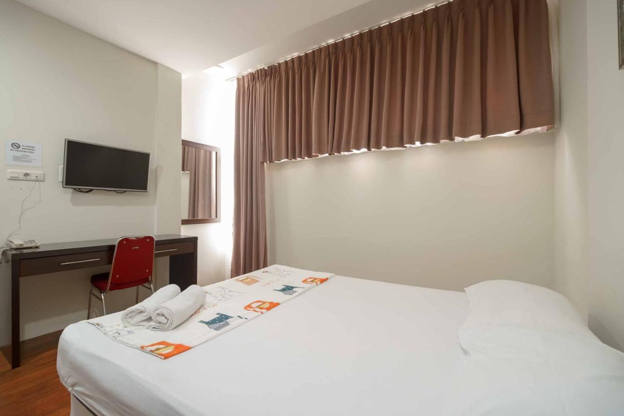 Avalon Karawaci Redpartner Hotel